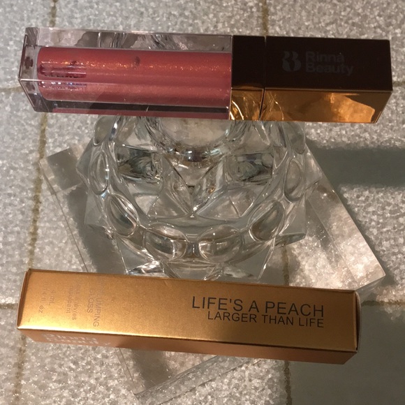 NWT “Rinna Beauty”Plumping Lip Gloss - Picture 4 of 5